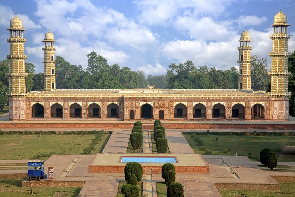 Tomb of Jahangir, Lahore. — Photo by Tahsin Shah